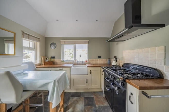 1349715-19-68c2fe...