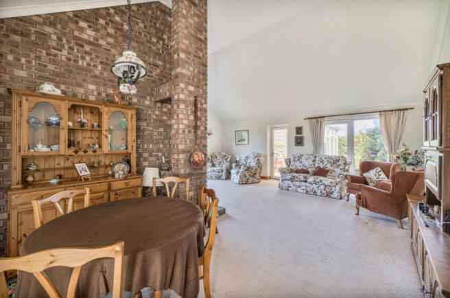 1359328-9-68d5257...