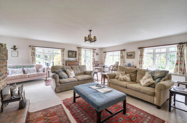 1369380-24-690a32...