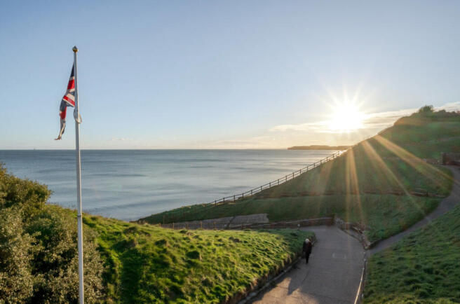 1383061-31-691f50...