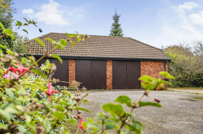 Triple Garage