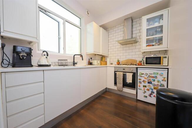 nicholas james ditchling rise kitchen_.jpg
