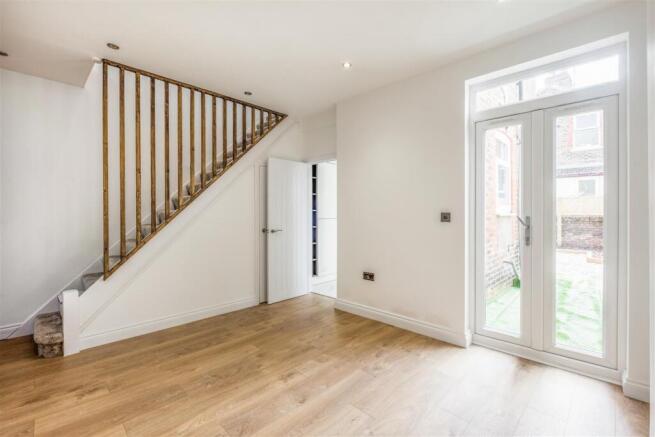 69 Abinger Road-6.jpg