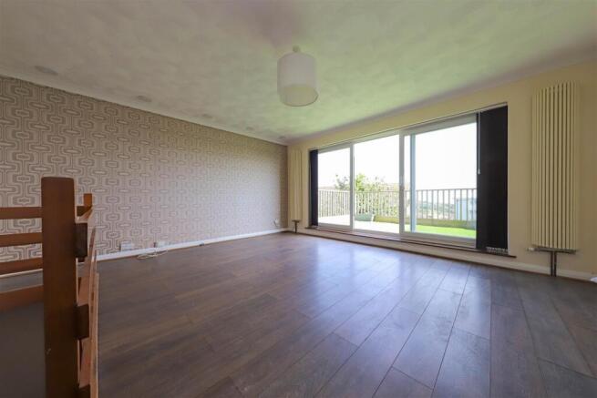 nicholas james slinfold livingroom_.jpg