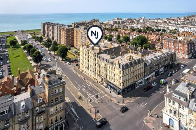 thumbnail_Flat 10, Grand Avenue Mansions-2.jpg