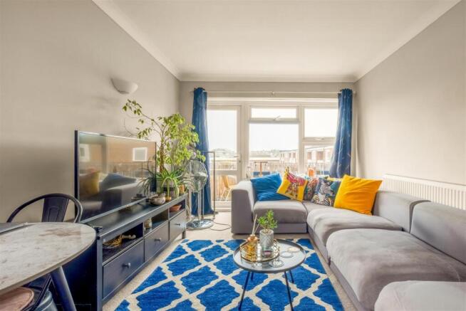 Flat 27, Palmeira House -6.jpg