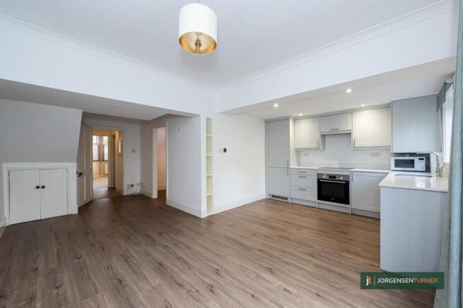 Frithville Gardens 91 GFF-003 LR - JT.jpg