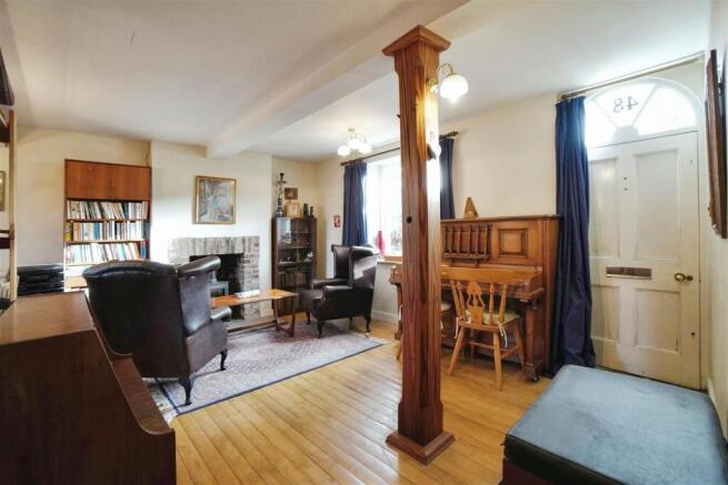 Dining Lounge