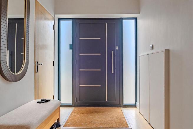 Hall 2.jpg