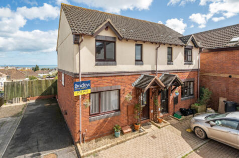 Honeysuckle Close, Paignton, Devon, TQ3