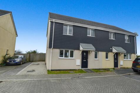 Harvenna Heights, Fraddon, St. Columb, Cornwall, TR9