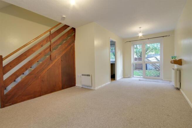 Living room 2.jpg