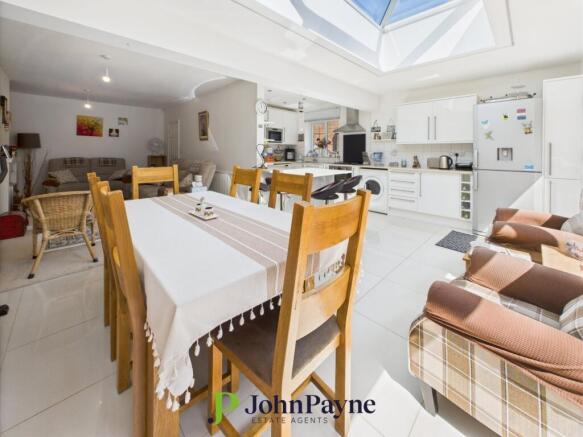Living/Kitchen
