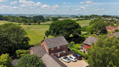 Little Woodfalls Drive, Woodfalls, Salisbury, SP5