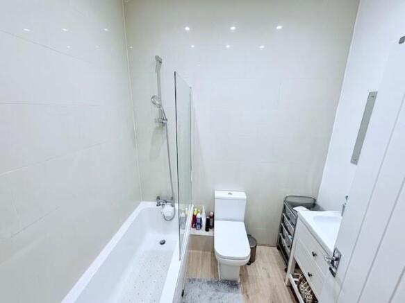 Flat 3 Oakburn House 15.jpg