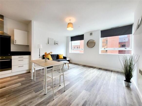 Open Plan Living Room / Kitchen