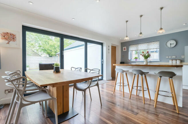 Kitchen/Dining Room