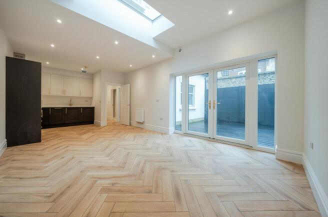 Kitchen/Reception