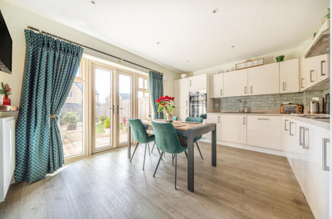 Kitchen/Dining Room
