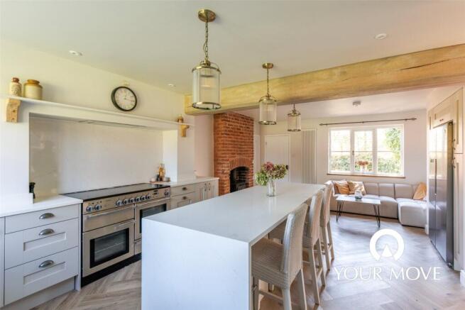 Kitchen / Breakfast