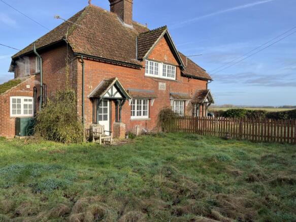 3 bedroom Semi Detached for rent