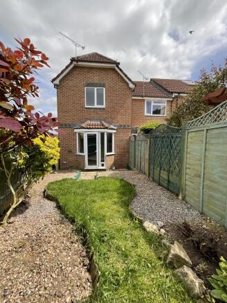 1 bedroom semi detached house for rent