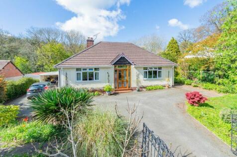 Oswestry - 2 bedroom detached bungalow for sale