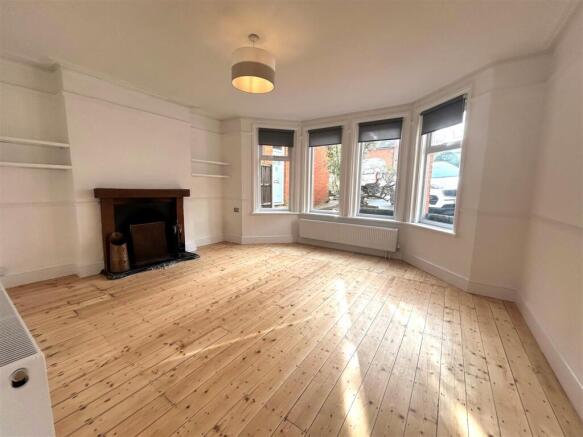 Living Room.jpg