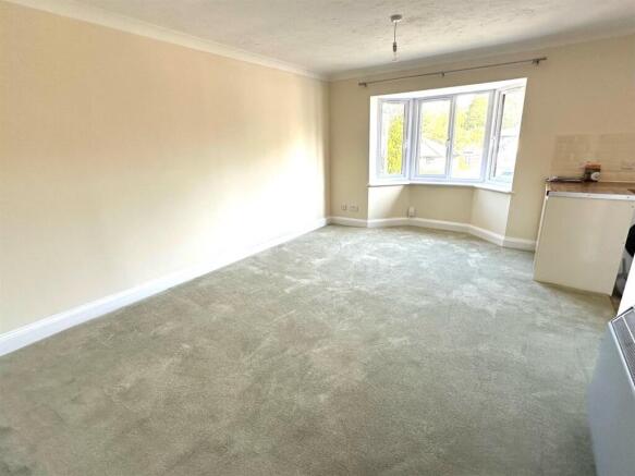 living room new 1.jpg