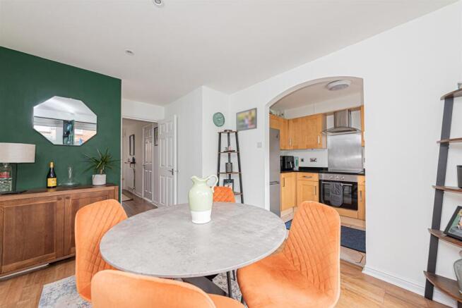 5 Ferns Mead (18).jpg