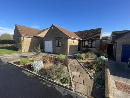 Maple Drive, Crewkerne