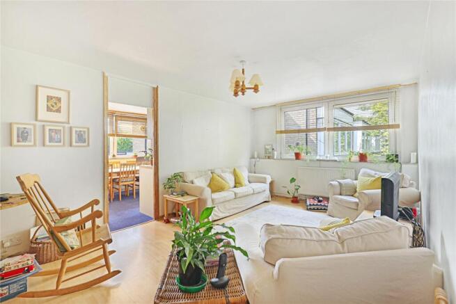 3 bedroom flat for sale in Georges Road, London, N7