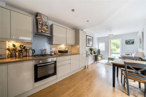 Cobham Road, Wood Green, London, N22