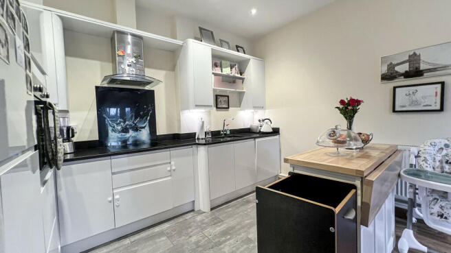 Kitchen/lounge