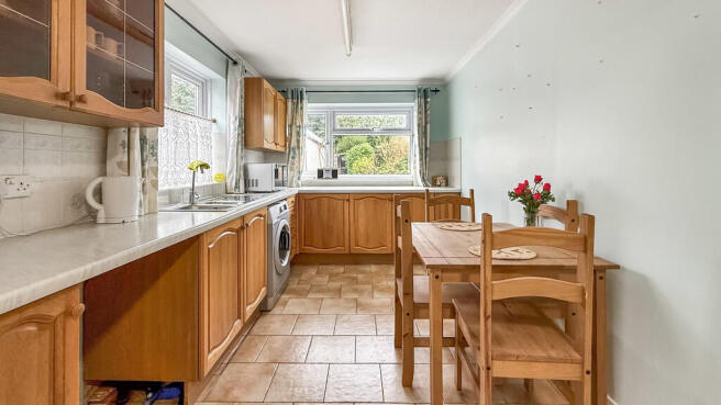 Kitchen/dining ro...