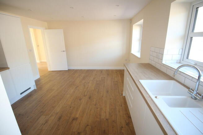 Kitchen/dining ro...
