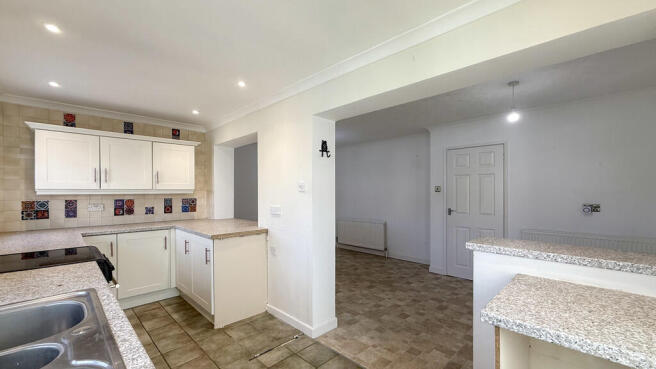 Kitchen/dining ro...