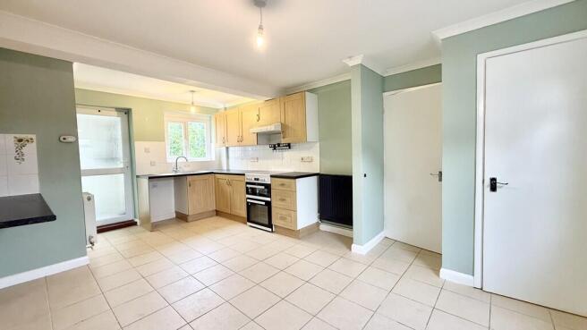 Kitchen/dining ro...