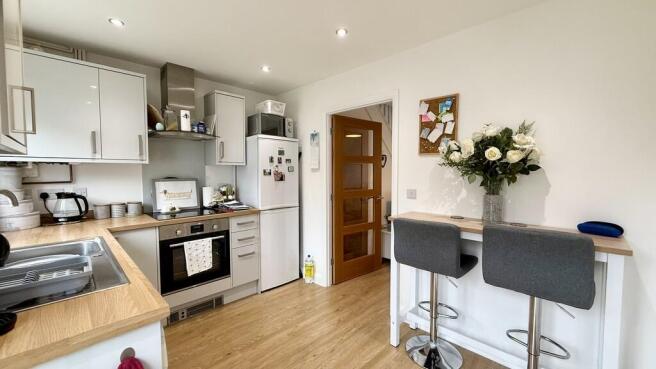 Kitchen/dining ro...