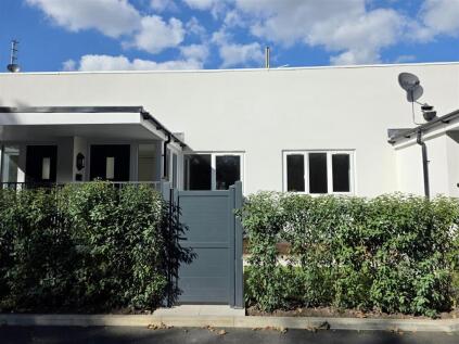 2 Woodside View, Forest Drive, Lytham