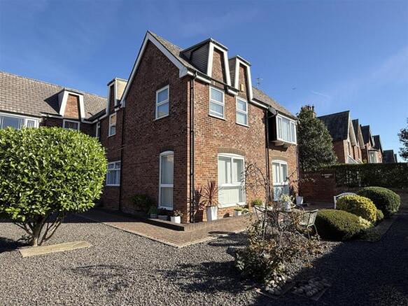 St Cuthberts Court