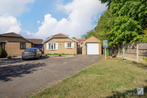 Exmouth Close, Hethersett