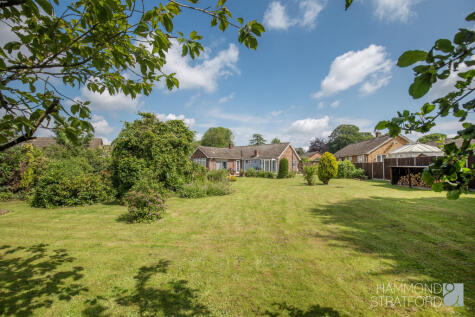 Rosary Close, Mulbarton