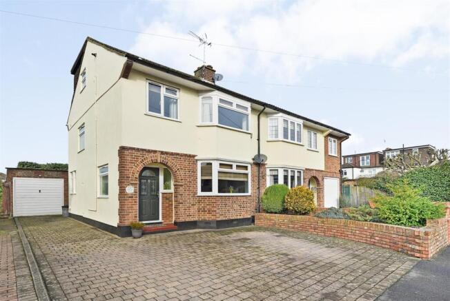 Trafalgar Avenue 1