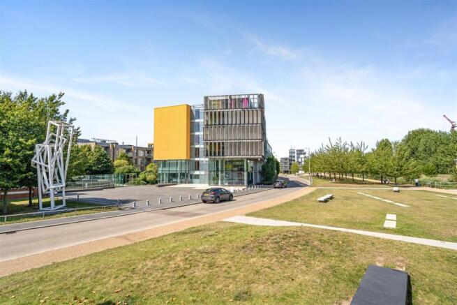 Amazon Apartments - External