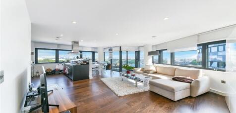 Lambarde Square, London, SE10