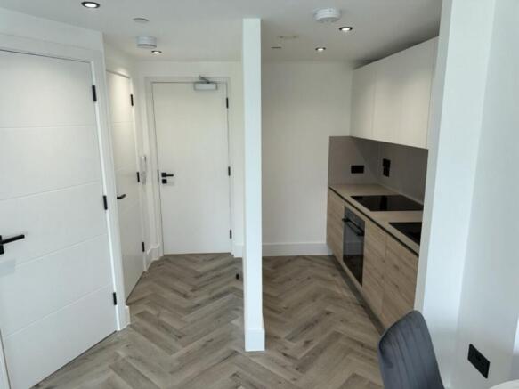 Photo 3