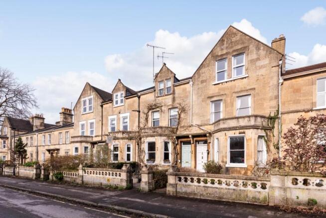 9 Pulteney Gardens, Bath, BA2 4HG-1.jpg