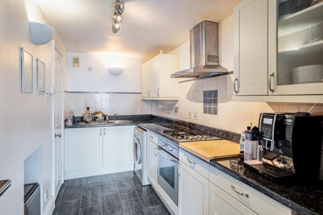 Flat 1, 7 Mount Beacon BA1 5QP-8_EDIT.jpg