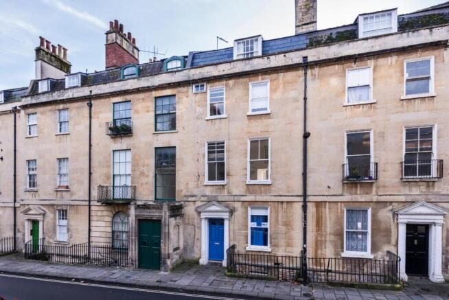 Flat 2, 23 Stanhope Street, Bath, BA1 2BQ-2.jpg